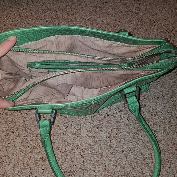 Liz Claiborne handbag - Picture 2 of 4